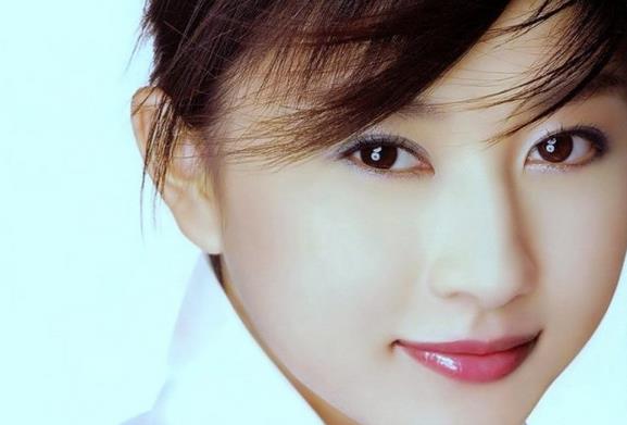 如何從面相看子女宮